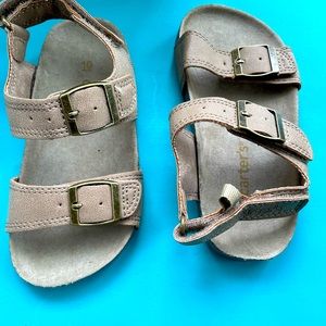 Never worn cute Carter's toddler sandals size 10!